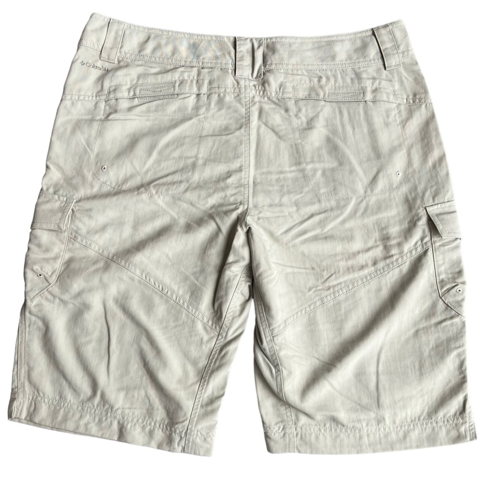 NWT Columbia Women’s Titanium Omni-Shade Cargo Shorts Khaki Hiking Trave… - Picture 2 of 15